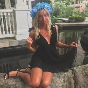 Meet your Posher, Julia